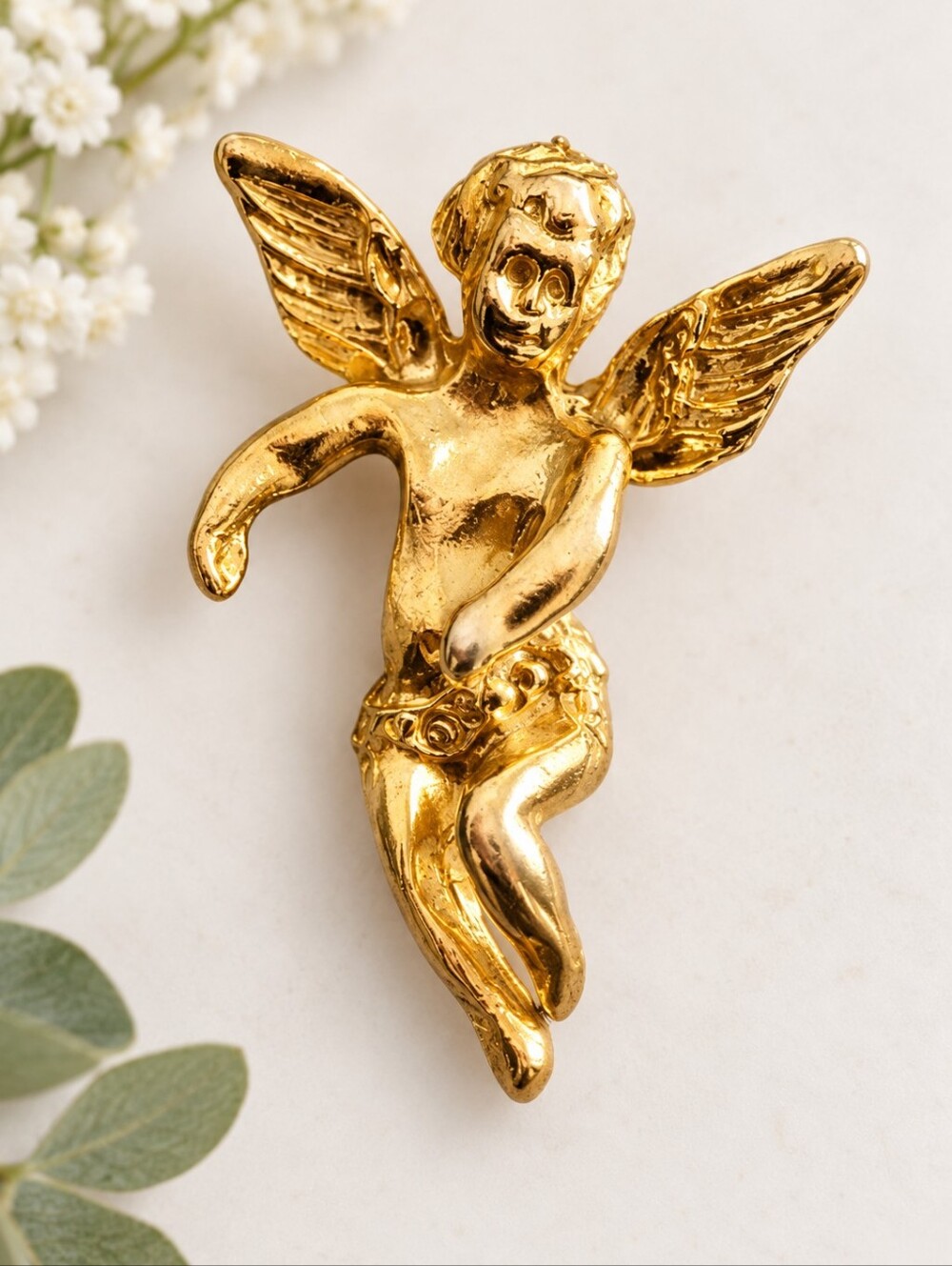 Vintage Gold Tone Cherub Angel Brooch Figural Winged Pin